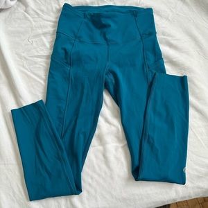 Lululemon size 4 leggings